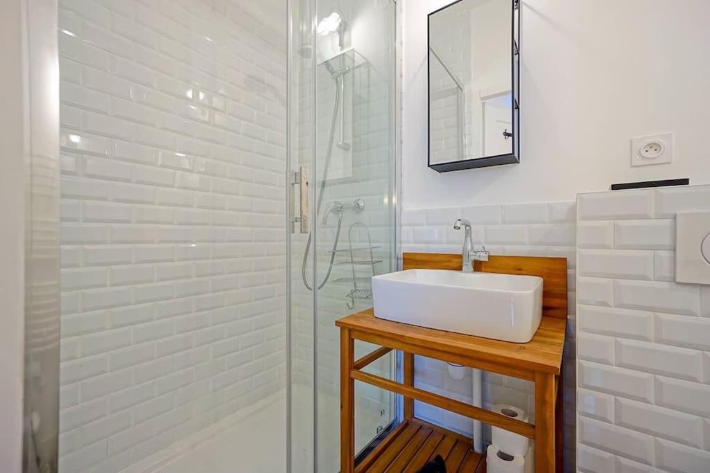 Elegant Appartement Dans Le Marais - Paris 3 Kültér fotó